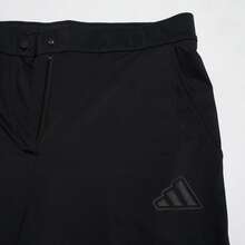 Adidas 女士休闲舒适锥形裤，拉链闭合七分裤，适合春夏穿着 - 黑色 - 查看 3
