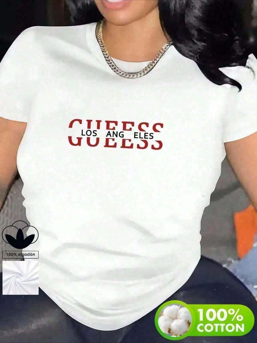 100% Pure Cotton, Breathable And Gentle On The Skin. Classic Crew Neck Design, Slim Fit, And Flattering For All Body Types. Fashionable Print With A Minimalist Style And High-Quality Finish. Unisex Design Perfect For Matching Outfits, Ideal For Everyday Wear, Dates, Leisure, And Streetwear – Versatile And Timeless. - 白色 - 查看 1
