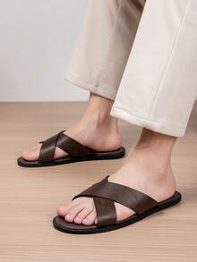 男士休閒交叉帶沙灘涼鞋，夏季新款透氣戶外一腳蹬拖鞋 - 深棕色 - 查看 5