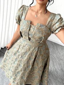 Vestido maxi de mujer talla grande con elegante estampado floral jacquard, cuello cuadrado y cintura ceñida.Adecuado para volver al colegio, graduación, San Valentín, Navidad, festivales de música, Día de la Madre, Halloween, Acción de Gracias, Pascua, baile de graduación, citas, temporada de bodas, excursiones al aire libre - Multicolor - Ver 1