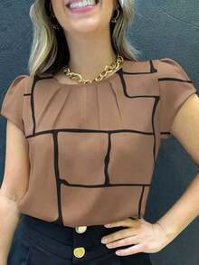 Blusa de mujer de poliéster con cuello redondo fruncido, estampado geométrico y manga corta, corte regular apropiada para fines de semana, primavera/verano/otoño - Caqui - Ver 5