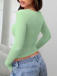 Camiseta ajustada de mujer de cuello redondo de manga larga con pliegues en unicolor, adecuada para las temporadas de verano, otoño/invierno y primavera casual - Verde - Ver 5