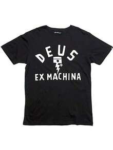 100% Algodón Premium 180g .¡Oferta Especial!Playera.Camiseta de algodón negro con diseño impactful de Deus Ex Machina ideal para amantes de la moda y2k.Perfecta para un look urbano y casual, destaca por su originalidad y estilo único.Obtén la tuya y marca  en cada ocasión.Camiseta Streetwear Unisex Ideal para Conciertos y Regalo - Negro - Ver 1