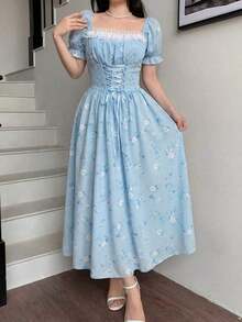 PETITE Vestido maxi elegante de vacaciones con cuello de volantes, mangas de pétalos, cintura con lazo y estampado de parches florales románticos en rosa - Celeste - Ver 3