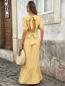 Vestido midi con espalda abierta, lazo en la cintura y mangas abultadas en estilo retro francés a cuadros, con volantes en el bajo - Perfecto para vacaciones y la oficina - Amarillo - Ver 1