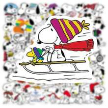 SNOOPY 一套/50张涂鸦贴纸，可贴于水杯、行李箱、笔记本电脑、手提包等处，防水材质，是送给粉丝、家人和朋友的完美小礼物，也是清凉的夏季挂件，是送给朋友/情侣的理想礼物，更添夏日气息，是日常搭配的理想之选。 - 彩色 - 查看 4