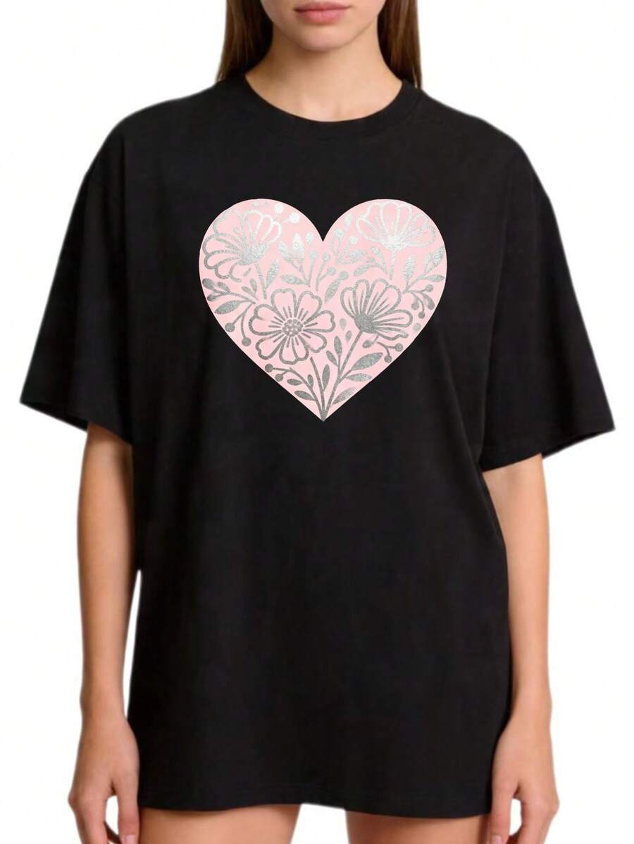 Premium Women's Basic Crew Neck T-Shirt With A Heart Print, Available In Sizes S-2XL, 100% Black And White, Available In Matching Family And Couple Sets. Perfect Casual Wear For Spring And Summer, An Ideal Gift For Mom, Mother's Day, Family Members, And Best Friends. . - 黑色 - 查看 1