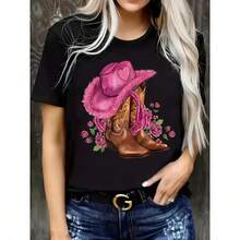 [100% Algodón] Camiseta Casual de Manga Corta para Mujer de Talla Grande - Estampado Vibrante de Botas y Sombrero, Top Cómodo para Primavera y Verano, Corte Relajado, Tela Suave, Fácil Cuidado, Perfecta para Uso Diario, Camiseta de Regalo para Golf para Hombres y Mujeres - Negro - Ver 2