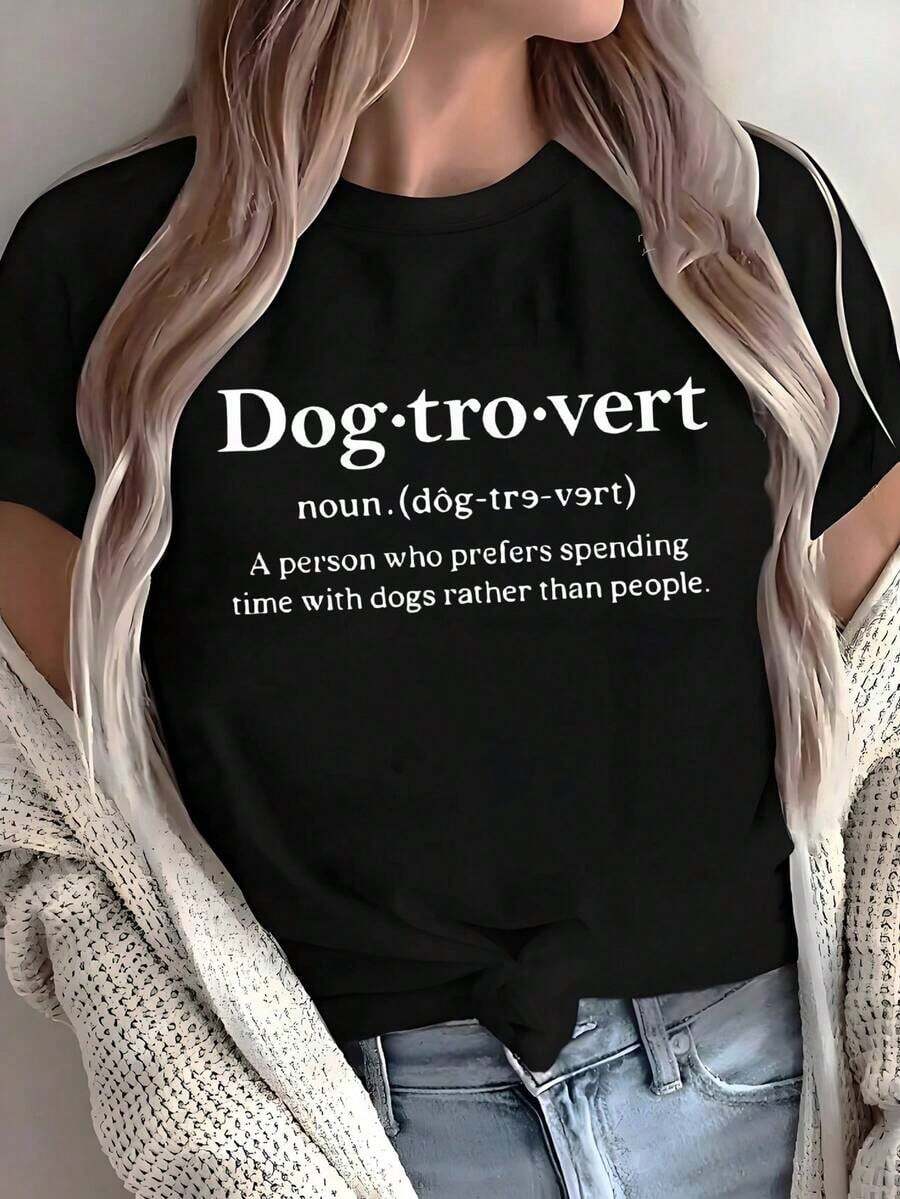 Soft Black Fitted T-Shirt With Comical "Dogtrovert" (Dog Lover) Slogan, Funny Pet Lover T-Shirt, Humorous Short Sleeve Casual Blouse. New Summer Women's T-Shirt, Casual And Comfortable Crew Neck Top - 黑色 - 查看 1