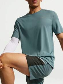 Quần short chạy bộ nam Nike MilerDri-FIT nhanh khô (không có lớp lót) - Màu xanh lá cây đậm - Xem 3