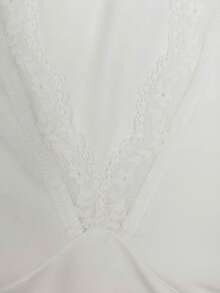 Women's V-Neck Lace Patchwork Long Sleeve Top - White - View 9