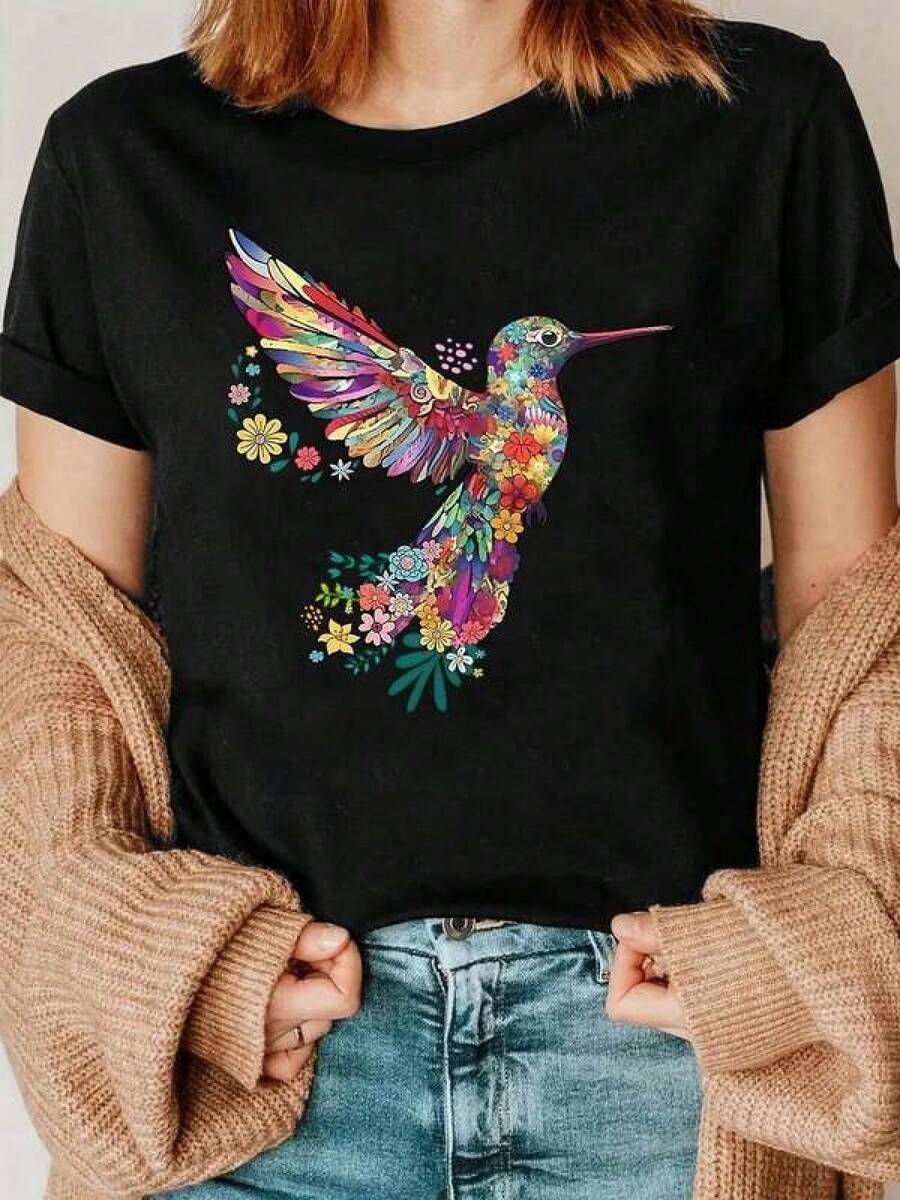 100% Algodón Premium 180g .¡Oferta Especial!Playera.Exquisitas diseño colibrí camiseta de mujer casual con estampado vibrante y artístico para uso diario o eventos especiales, disponibles en varios tamaños y colores como negro y gris, moda ecológica de alta calidad popular en  actuales.Camiseta Streetwear Unisex Ideal para Conciertos y Regalo - Negro - Ver 1