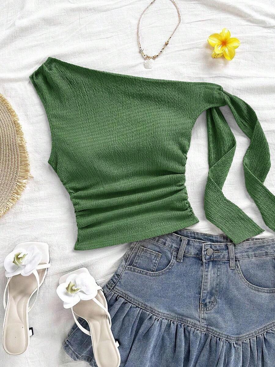 Top ajustado de mujer de hombros asimétricos con tirantes de amarre en color amarillo pálido, adecuado para fiesta, vacaciones, festival de música, estilo bohemio, cita de vacaciones, té de la tarde - Verde Oliva - Ver 1