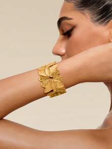 Altistry Brazalete de flor de oro abierto, accesorio de joyería para mujer - brazalete de flores - Ver 4