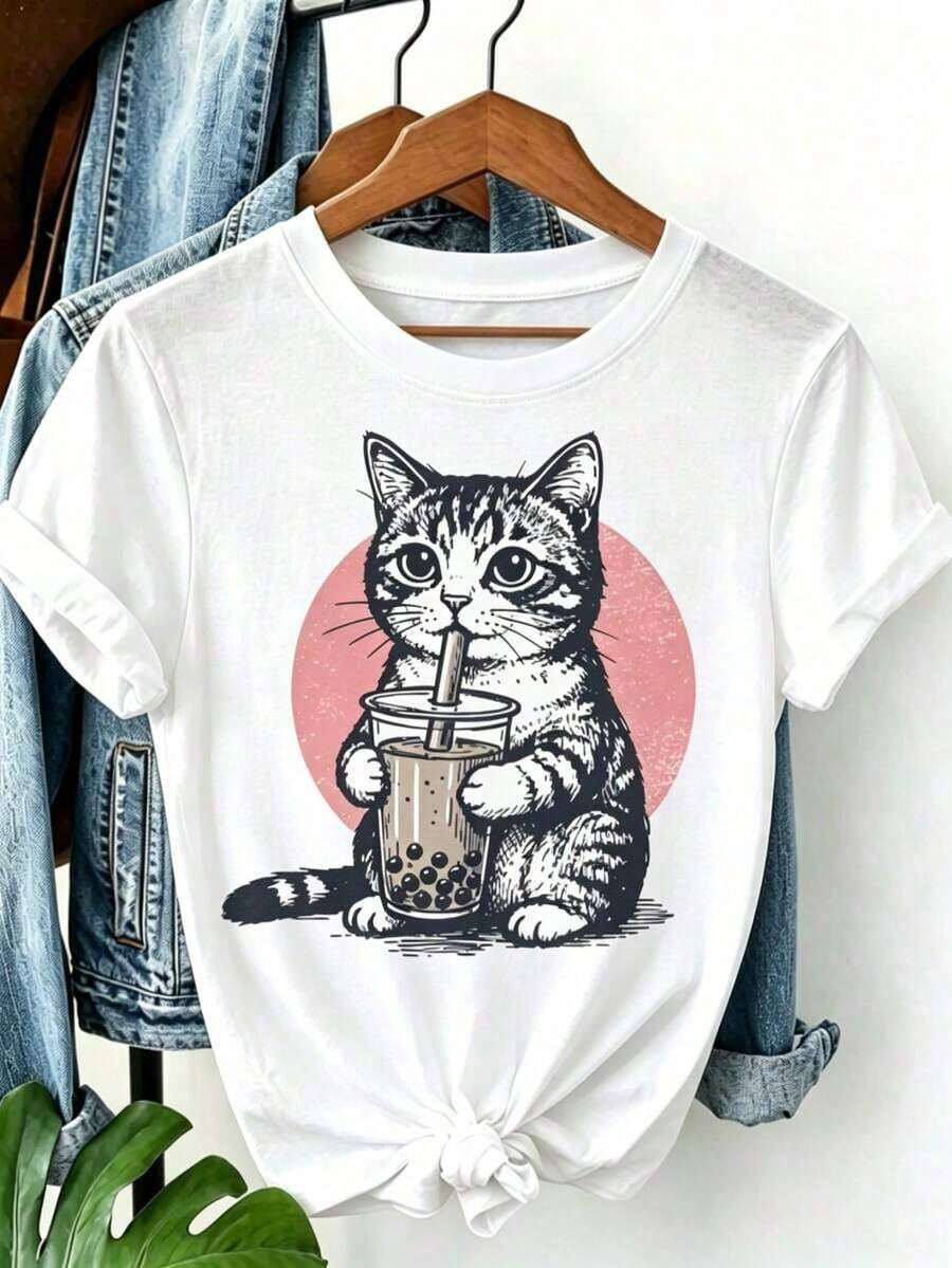 Simple And Versatile Design Bubble Tea Cat T-Shirt, Cute Cat Drinking Bubble Tea T-Shirt, Vintage Tattoo Style Cat T-Shirt, 90s Aesthetic Cat T-Shirt, Gift For Cat Lovers - 白色 - 查看 1