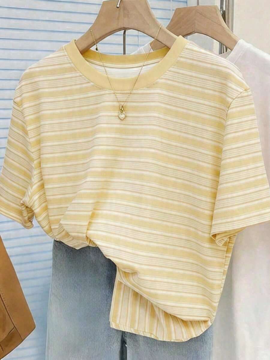 Camiseta de mujer de manga corta con rayas anchas verdes vintage, top casual de cuello redondo para el verano - Multicolor 12 - Ver 1