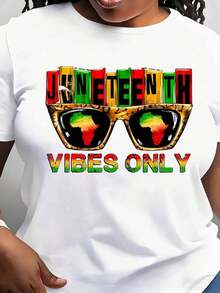 Women's "Juneteenth Vibes Only" T-Shirt With Round Neck And Short Sleeve, Casual Design That Celebrates Freedom And Culture With A Bold African Inspired Style, Perfect For Everyday Wear And Special Occasions, With Vibrant Colors And Attractive Graphics. - 白色 - 查看 1
