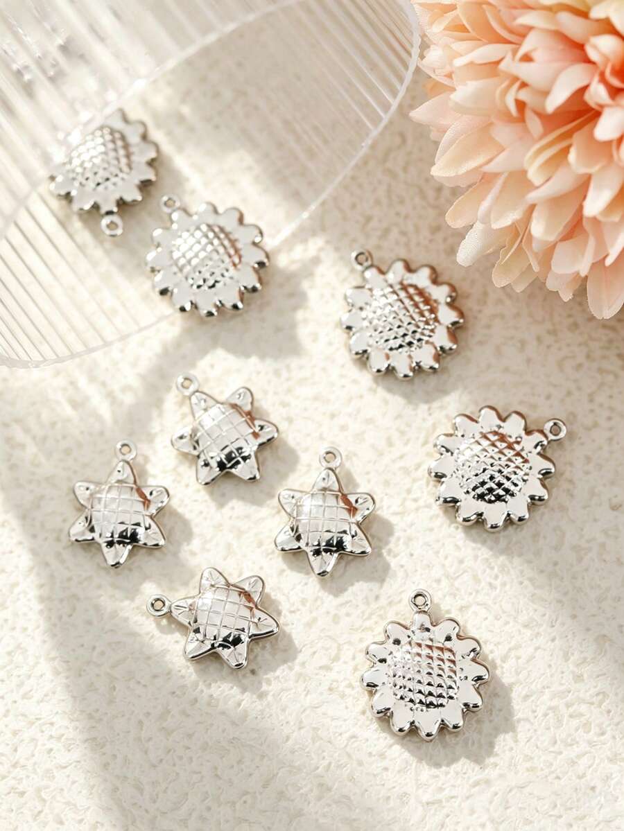 Bộ 15/20 chiếc mặt dây chuyền hình hoa và sao bằng thép không gỉ màu bạc sáng bóng đơn giản - Mặt dây chuyền trang sức tự làm thời trang. - Bạc - Xem 1