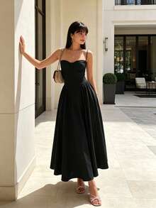 Women's Strapless Dress In A Solid Color, Inspired By Vintage Style, With A Shaping Bustier Design, Fitted To The Body, Suitable For Everyday Wear, Parties, Or Special Occasions. - Black - View 2