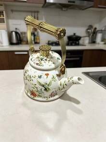 1个搪瓷鸣笛水壶，适用于燃气灶和电磁炉，可用于冲泡咖啡、奶茶，也可户外便携式烧水，包装精美，是馈赠亲友的理想之选。 - 查看 13