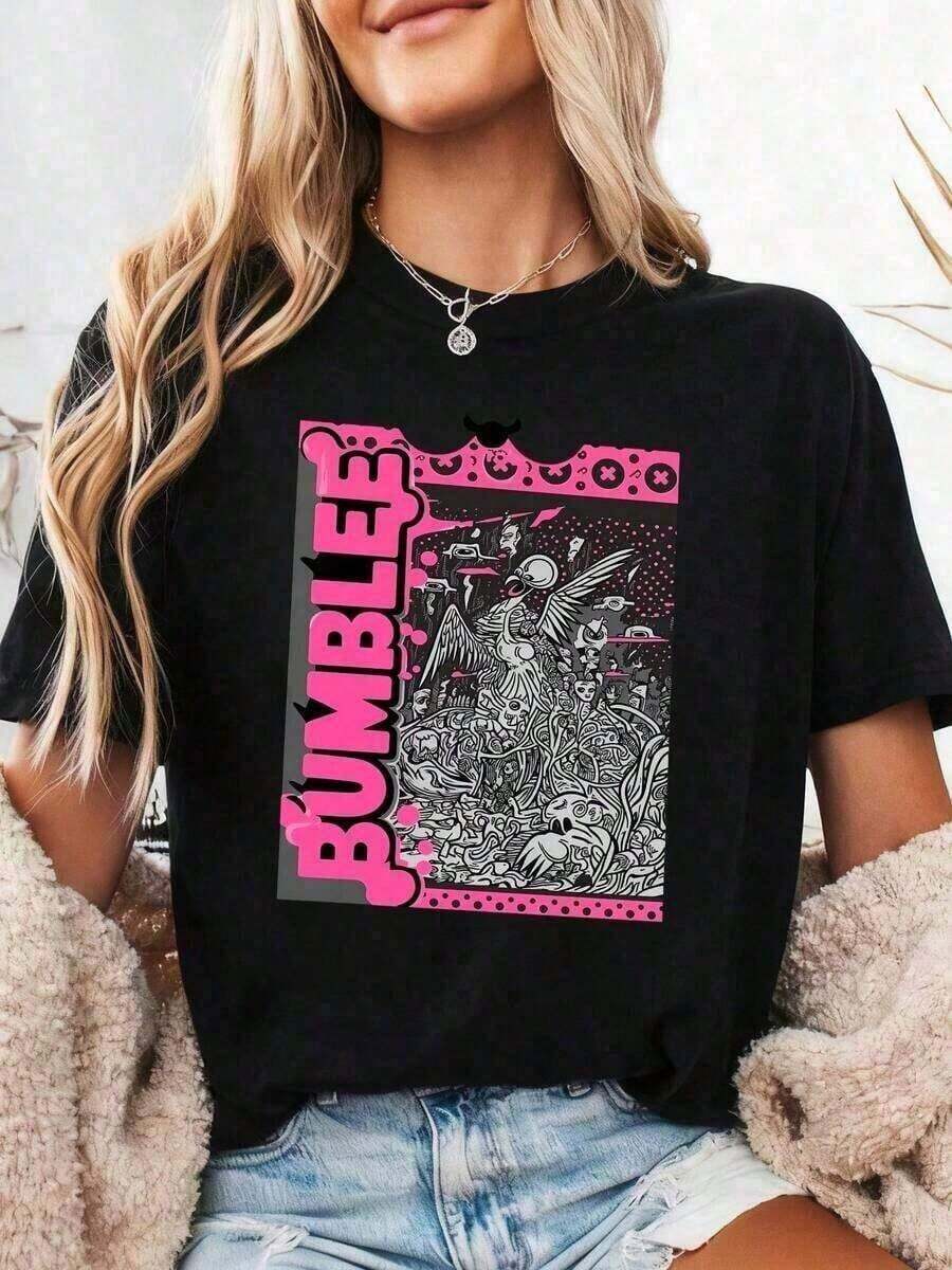 Women's Summer Clothes: Stylish Short-Sleeve Blouse With 'BUNGLE' Graffiti Print And Vibrant Abstract Patterns In Pink And Black, Comfortable And Soft Fabric, Fun Design, Perfect As A Gift For Her. Women's Summer Clothes: Stylish Short-Sleeve Blouse, Loose Fit, Comfortable And Breathable For Everyday Wear. Breathable And Comfortable. - 黑色 2 - 查看 1