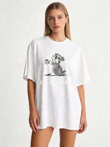 Women's Premium Casual T-Shirt With Cartoon Dog And Coffee Print, Sizes S-2XL, Short Sleeve, Solid Black And White, With The Phrase "Who Cares? I'm Retired." Matching Family And Couple Outfits, Perfect For Spring And Summer, Ideal Gift For Mom, Mother's Day, Family, And Best Friends. . - 白色 - 查看 8
