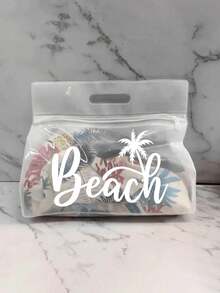 这款透明防水洗漱包印有白色“Beach”字样和棕榈树图案，可收纳洗发水、乳液、化妆品等。时尚实用，适合旅行、通勤、学生和爱美人士使用，可用于旅行、健身、酒店住宿和日常浴室收纳。用途广泛，也可作为化妆包使用。 - 彩色 - 查看 12