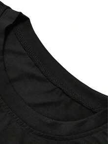 NewSummerCasual[Easter] Ropa de verano para mujer al lado de una cesta de huevos de Pascua, camiseta de manga corta con cuello redondo y estampado de Feliz Pascua, cómoda, suave, a la moda, elegante, para fiestas, vintage, casual, versátil, adecuada para primavera, verano, otoño, invierno, top deportivo. Camiseta de cuello redondo de corte holgado - Estilo callejero vintage - Camiseta unisex de algodón holgada de manga corta con cuello redondo. - Negro - Ver 4