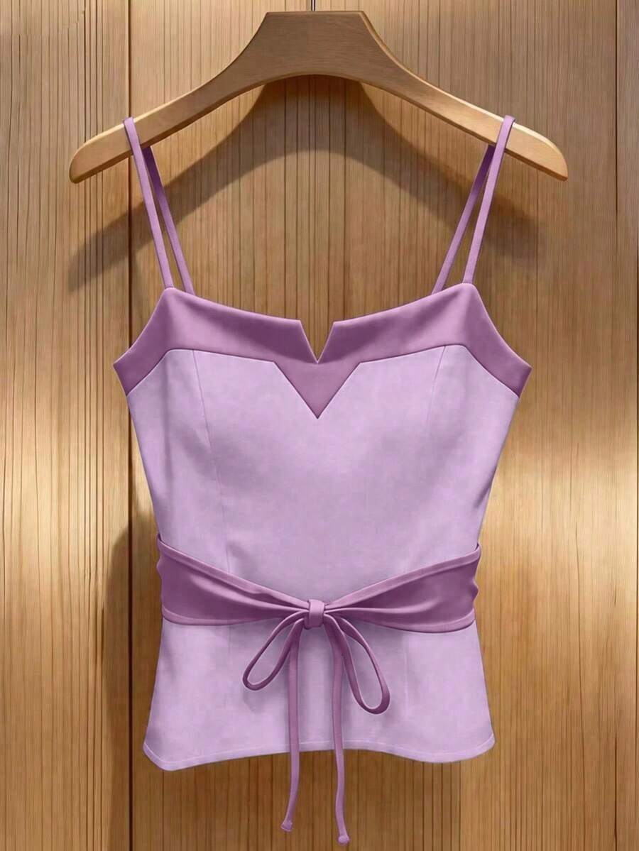 Nuevo diseño de top con cordones, top elástico ajustado de cintura estilizante con bloques de color, blusa elegante sin mangas de cuello en V para mujer, primavera/verano - Morado - Ver 1