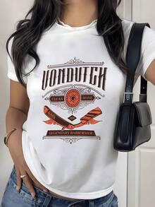 A Design Featuring A Classic Razor And Emblems That Evoke The Retro Elegance Of A Legendary Barbershop, Combining Ornamental Details With Vintage Lettering That Conveys Strength And Authenticity. A Modern And Comfortable Women's T-Shirt For Everyday Wear. - 白色 - 查看 8
