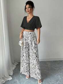 Set de 2 piezas de Blusa de mujer de cuello en V de manga corta con botones y pantalones de cintura alta y pierna ancha para verano - Negro - Ver 4