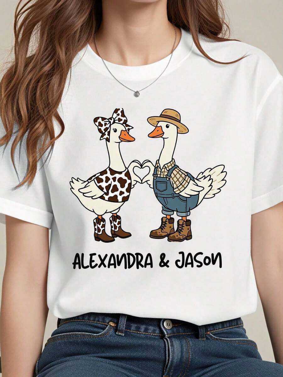 Valentine's Day Duck Couple Print T-Shirt, Casual Crew Neck, Short Sleeve, Cotton, With Cowboy Ducks And Cowgirls Holding Hearts, Personalized Names Alexandra And Jason, For Women, Romantic Outfits, 180g - 白色 - 查看 1