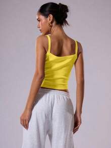 Camiseta de tirantes sencilla y lisa para mujer, básica casual para el día a día, parte de un armario cápsula, para uso diario, aeropuerto, vacaciones, vuelta al cole, elegante para primavera y verano, festivales - Amarillo - Ver 3