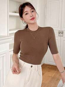Camiseta de mujer de verano con cuello alto, manga corta, ajuste ceñido, envolvente, sexy, sencilla, versátil, casual, todo a juego - Marrón - Ver 1