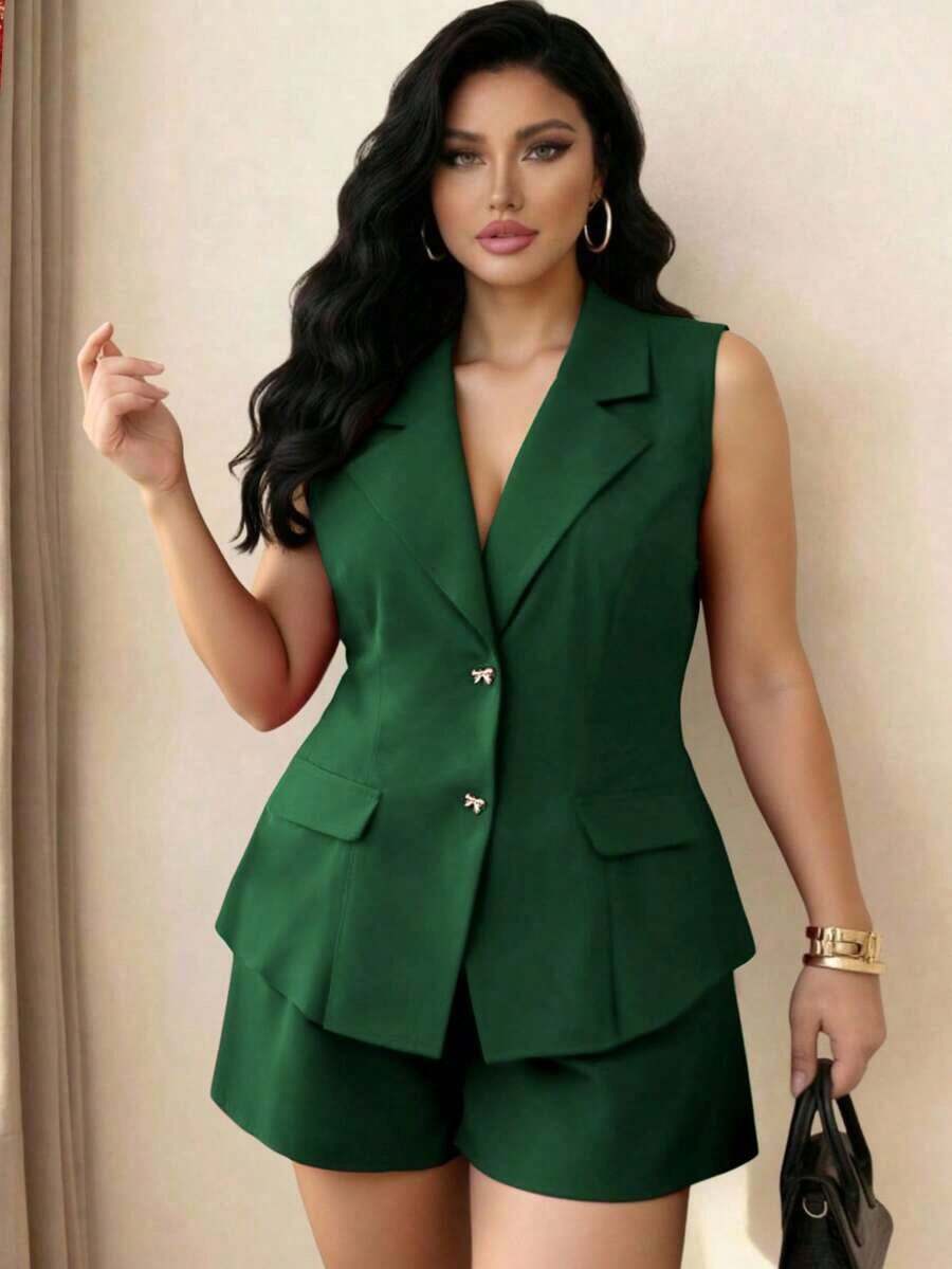 de dos piezas de tela elegante de verano para mujer de talla grande, chaleco abierto, lazo, decoración con botones, pantalones cortos con diseño de botones 3D, adecuado para graduación, vacaciones, San Valentín, festivales de música, Día - Verde Oscuro - Ver 1