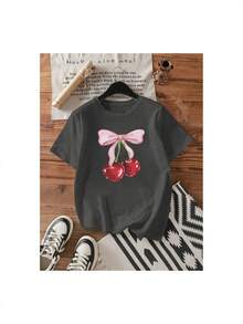 YOCASA Camiseta Casual de Verano para Mujer, con Cuello Redondo, Ajustada y Manga Corta, con Estampado de Pintura al Óleo, Floral, Corazón, Cereza y Patrones de Letras. Tejido Casual Simple, Estilo Deportivo, Ideal para Uso Diario y un Citas de San Valentín. - Gris - Ver 2