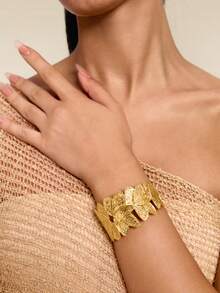 Altistry Brazalete de flor de oro abierto, accesorio de joyería para mujer - brazalete de flores - Ver 5