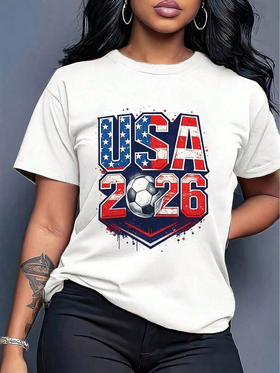 Camiseta de manga corta estampada con temática de la Copa Mundial de  [Licenciada por la Copa Mundial] Copa Mundial 2026, camiseta de manga corta estampada con temática de fútbol, diseño estampado de estilo urbano, top de verano, imprescindible para los fans, estilo unisex adecuado para parejas, perfecta como regalo de cumpleaños para el novio, versátil y cómoda para el verano, camiseta unisex. - Blanco - Ver 1