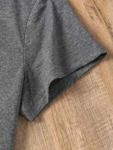 Women's Oversized Grey Summer 2026 T-Shirt With Shiny Black Rhinestone Bow. Oversized Grey T-Shirt With Shiny Bow, Ideal For Casual And Evening Outfits. - YH617-灰色 - 查看 4