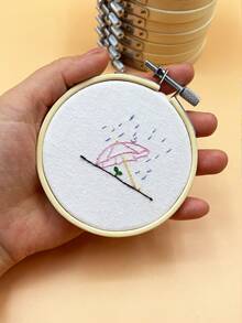 3.46英吋天然竹製刺繡圈10件組，初學者入門套裝，輕便可攜DIY十字繡用品，適用於小型牆飾、學校手工課及花環手工製作項目 - 竹繃8cm - 查看 8