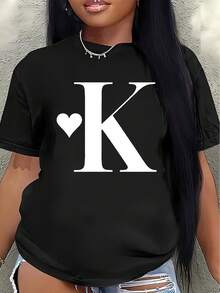 Camiseta de manga corta ligera y duradera, diseñada con un patrón de letra K y corazón, perfecta para el hogar, restaurantes o actividades de ocio al aire libre.blusas para mujer>ropa - Negro - Ver 1