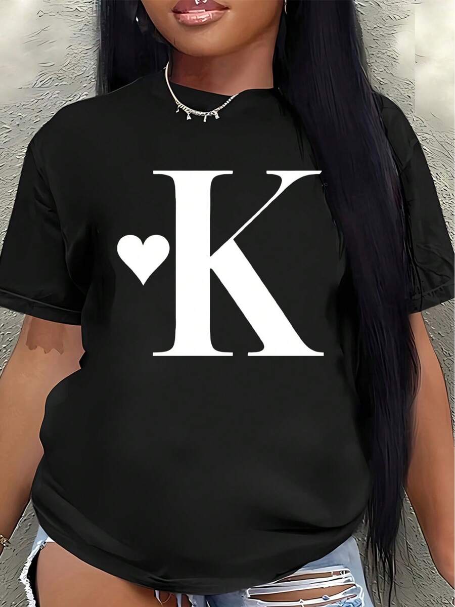 Camiseta de manga corta ligera y duradera, diseñada con un patrón de letra K y corazón, perfecta para el hogar, restaurantes o actividades de ocio al aire libre.blusas para mujer>ropa - Negro - Ver 1