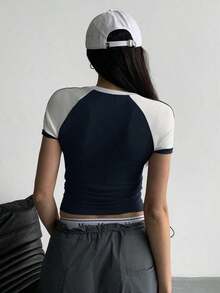 Parte superior de manga corta gris de mujer con estampado de motocicleta en estilo parchwork, cómoda y versátil, para primavera/verano - Azul marino - Ver 2