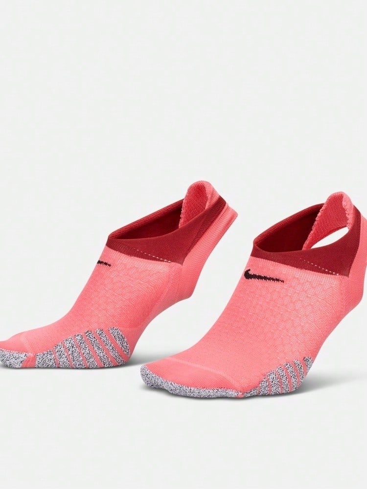 NikeGrip Studio Women's Quick-Dry Training Low-Cut Socks (1 Pair) SK0113-897 - Hot Pink - View 1