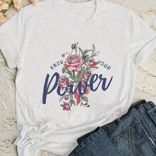 Camiseta Elegante con Estampado de Rosas y Letras para Mujer|Estilo vintage, cuello redondo, manga corta, transpirable - Perfecto para primavera/verano, camiseta casual de manga corta con estampado para mujer, adecuada para uso diario. Camiseta casual de manga corta con cuello redondo y estampado gráfico para mujer (temporada de vacaciones) Transpirable y cómoda. - Blanco - Ver 10