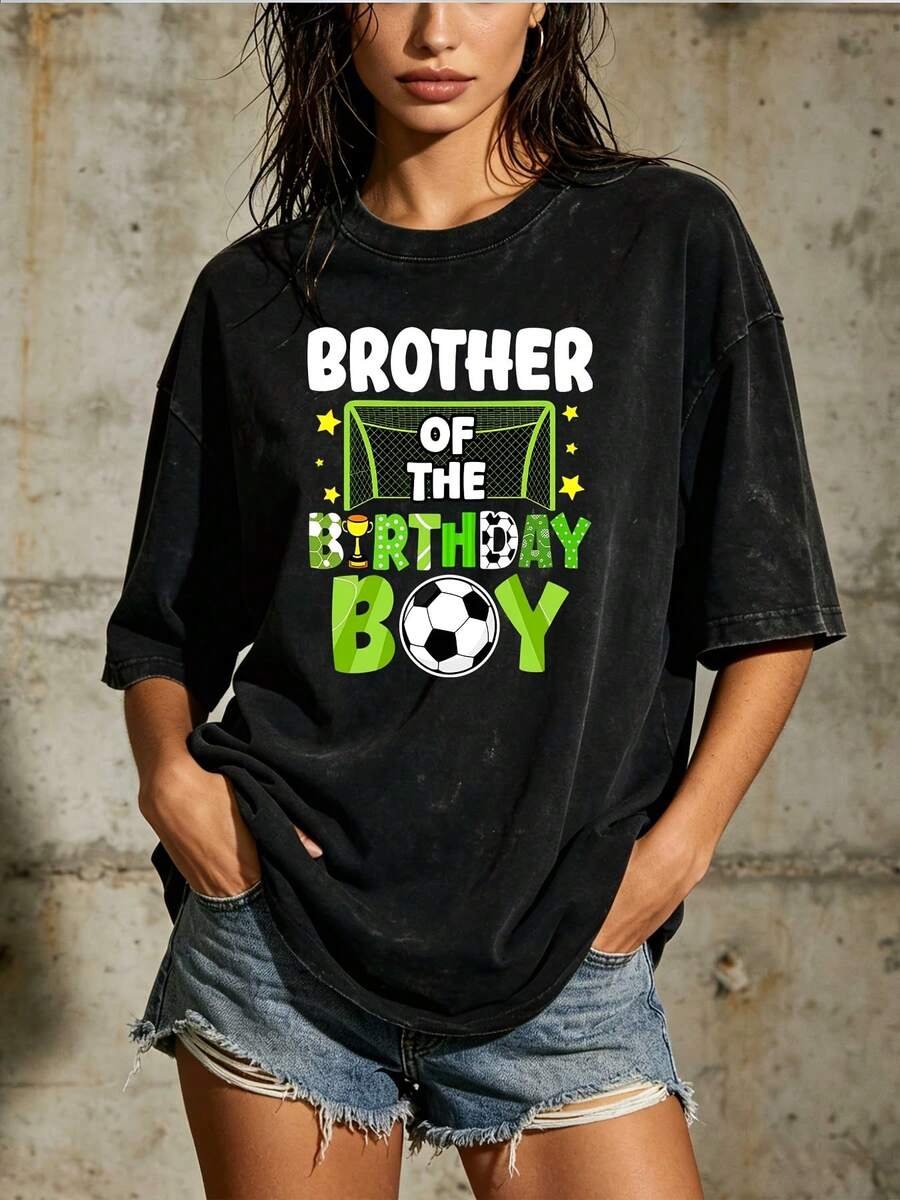 Camiseta con temática de fútbol para cumpleaños de hermanos |   Regalos familiares para las fiestas |   La elección perfecta para los entusiastas del fútbol y las celebraciones de cumpleaños. |   Camiseta suave de 180g |   Ropa con espíritu de equipo adecuada para reuniones familiares y eventos corporativos. | Diseño exquisito |   Suelto y cómodo |   Fácil de combinar | - Negro - Ver 1