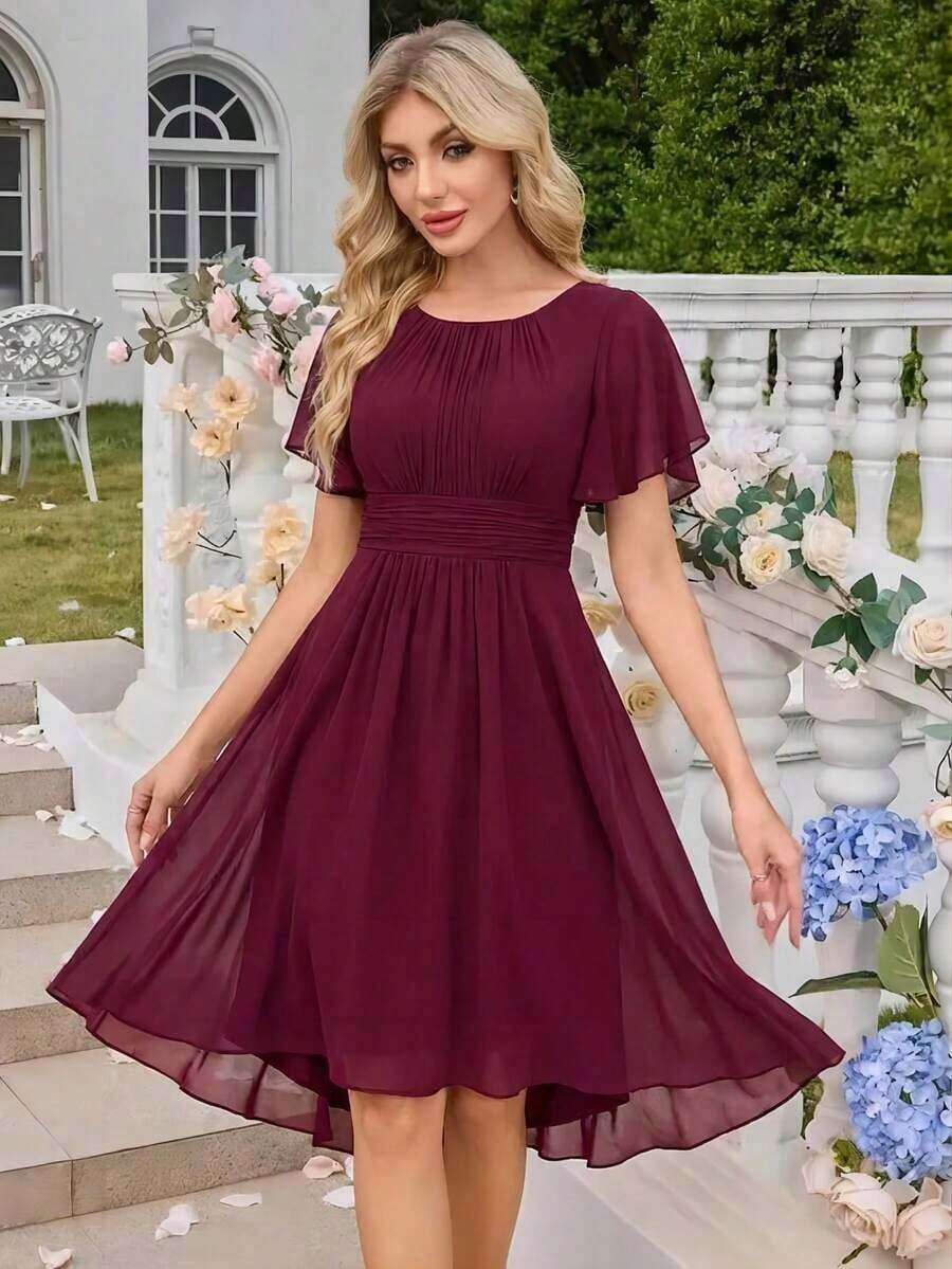 Vestido de dama de honor de gasa con pliegues y mangas con volantes, vestido de noche elegante para invitados de boda en primavera - Burdeos - Ver 1