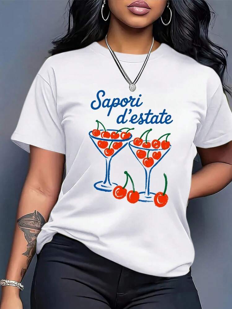 LigeroPlus Size, Camiseta Oversize para Mujer con Estampado Gráfico de Cerezas y Verano Italiano - Top Casual de Manga Corta, Cuello Redondo y Corte Holgado en Blanco con Letras Azules, Tejido Transpirable para Conjuntos de Primavera Verano, Viajes a la Playa, Salidas Casuales y Atuendos Informales - Lavable a Máquina - Blanco - Añade 3