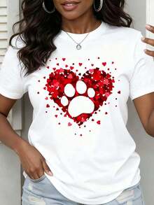 Under The RadarHeart Pet Paw Print T-Shirt For Pet Lovers, Women's Valentine's Day Gift, Romantic And Adorable Design, White Cotton T-Shirt, Vintage Urban Style, Unisex, Loose Fit, Short Sleeve And Crew Neck - 白色 - 查看 1
