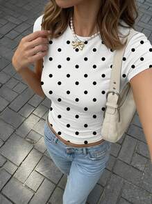 Women's Solid Color Round Neck Short Sleeve Pleated Casual T-Shirt, Summer - Black and White - View 1
